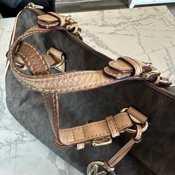 Michael Kors Grayson Satchel - Picture 5 of 7